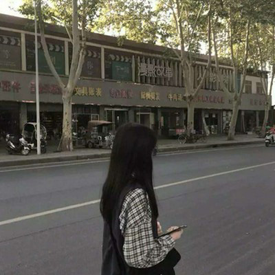 抑郁症头像女生图片 黑白抑郁头像女
