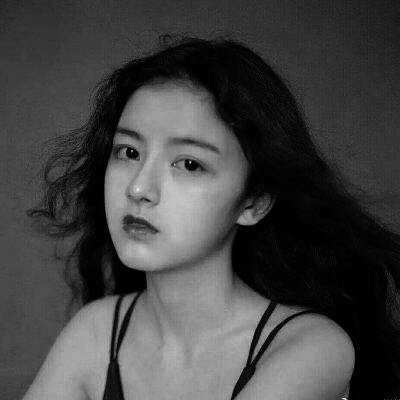 伤感的qq头像女 女生头像黑白孤独伤感