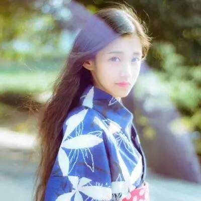 蓝色控女生头像 清纯侧脸高清头像图