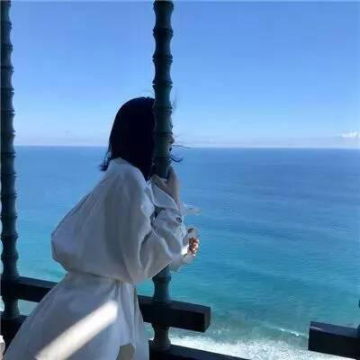 蓝色控女生头像 清纯侧脸高清头像图
