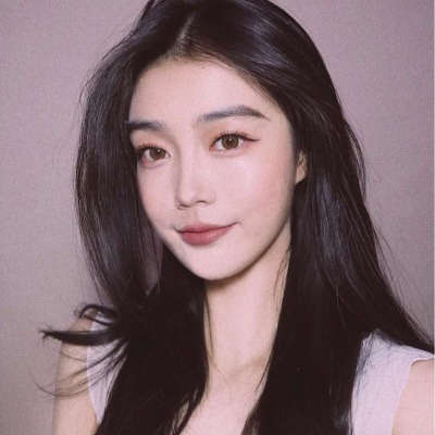 高冷长发气质女头 2020御姐女头像霸气十足图片