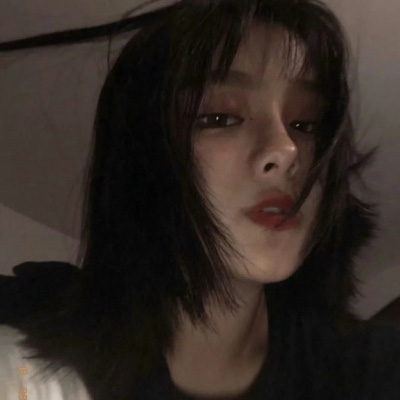 冷酷头像女生 超好看真人女汉子图片