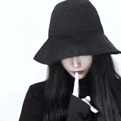 冷酷头像女生 超好看真人女汉子图片
