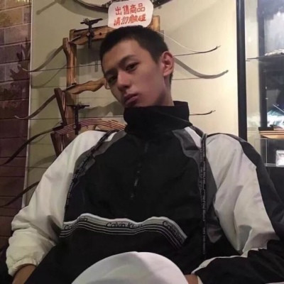 超酷男生小丑头像黑白图片
