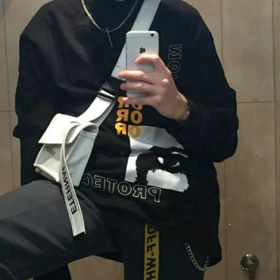超酷男生小丑头像黑白图片