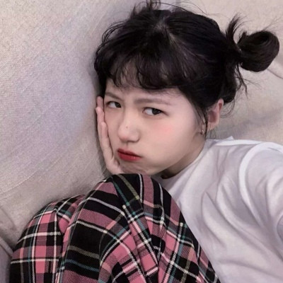 女生素描头像照片素材图片