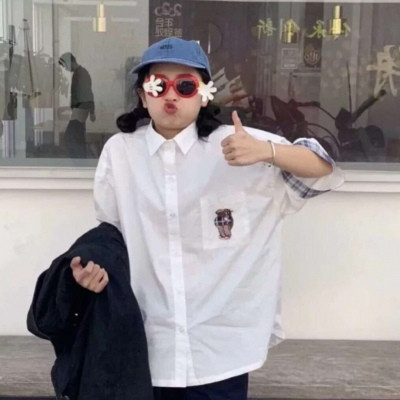 女生素描头像照片素材图片