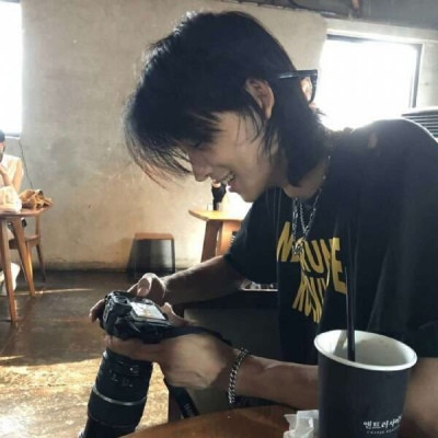 冷酷男神侧脸杀头像超帅男生A头像和名字图片