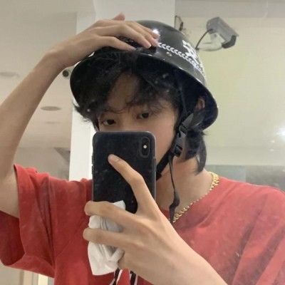 ins高冷欧美头像男生有纹身图片