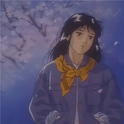 短发女生背影头像唯美图片