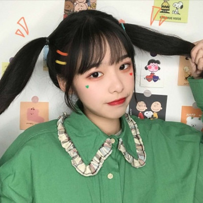 现代人物头像女生头像