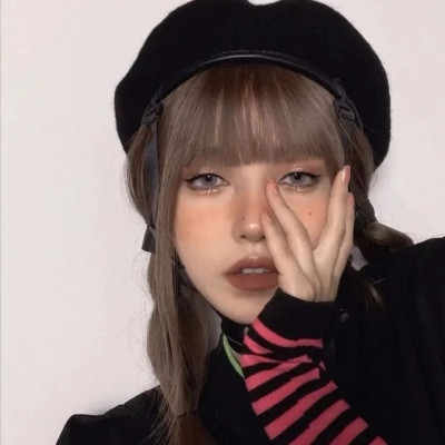 头像 女生动漫情侣头像