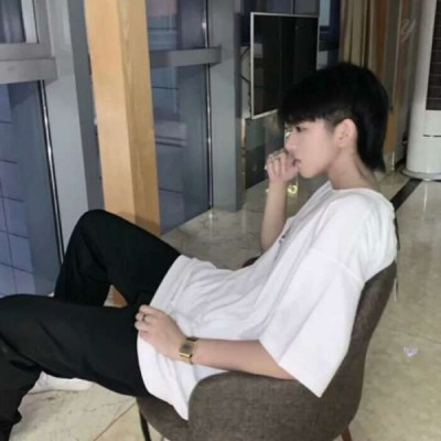 ins个性男生古风黑暗系头像