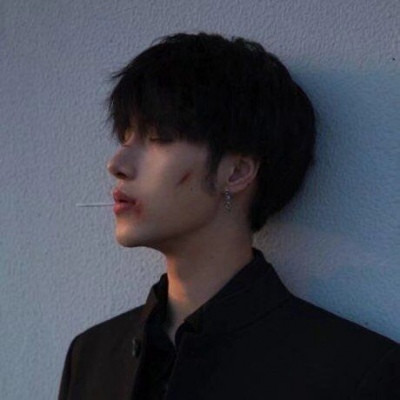 ins个性男生古风黑暗系头像图片