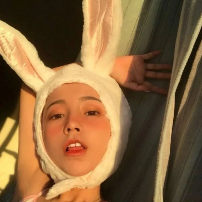 很霸气的图片女生头像