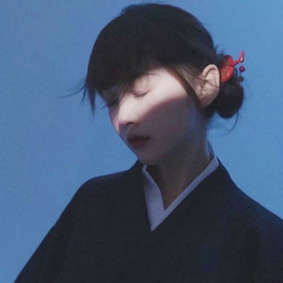 qq头像带字萌萌的女生图片