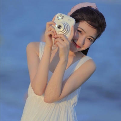 qq头像带字萌萌的女生图片
