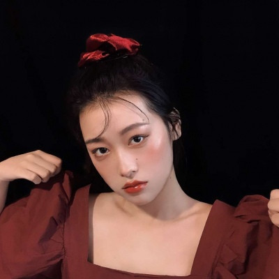 qq女生头像原宿风短发
