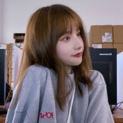 漂亮的qq头像女生正面