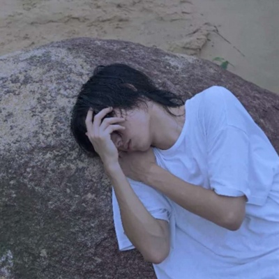 男生动漫头像正直图片