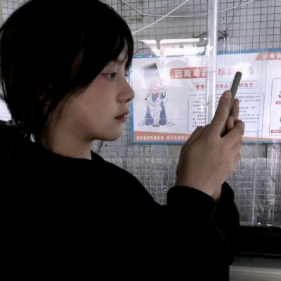 高清可爱的2021快手高冷黑白漫画头像女生头像图片