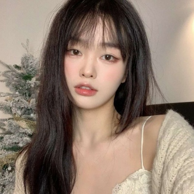 2021现代呆萌女生头像图片