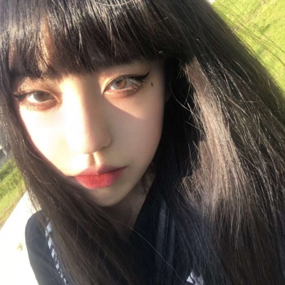 2021现代呆萌女生头像图片