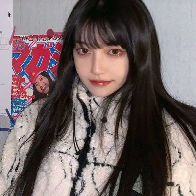 高清2021头像不露脸女生短袖图片