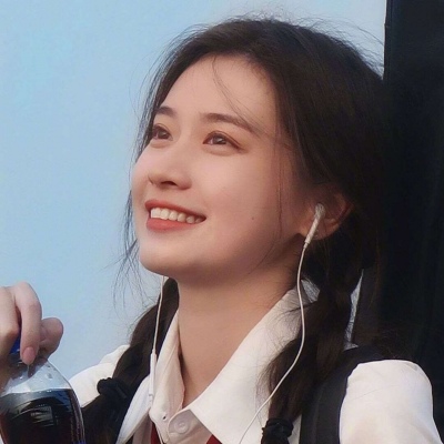 高清初恋温柔的漫画头像女生图片