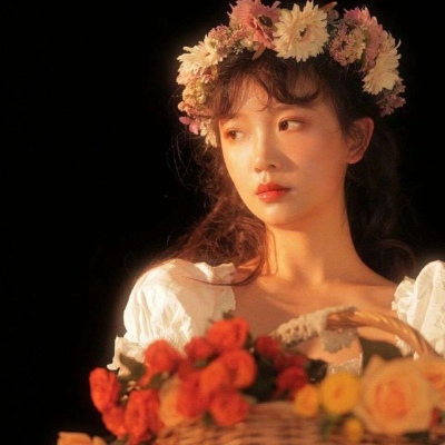 最火的神明少头像 女生生活照图片