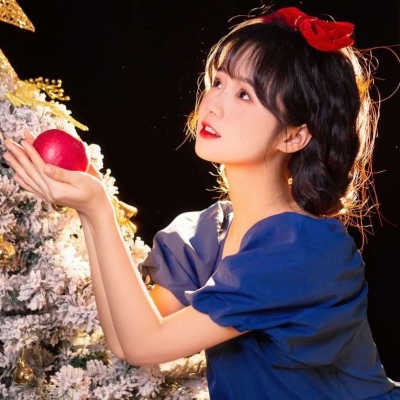 最火的神明少头像 女生生活照图片