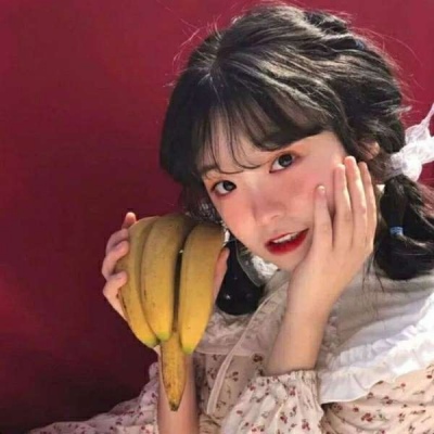 高清红色的2021年微信本命年头像黑白长腿女神头像女生图片