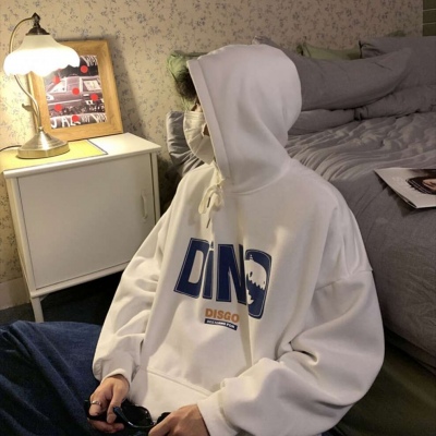 ins超火的潮流拿着花的男生头像Q图片