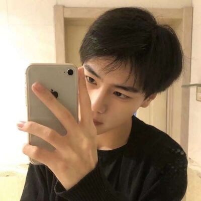 一眼就沦陷的男友力爆棚的头发凌乱的男生头像图片