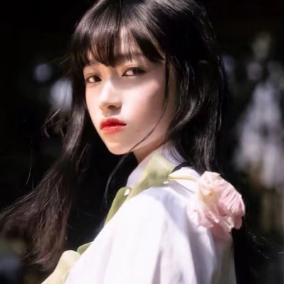 手绘女生头像彩色大全