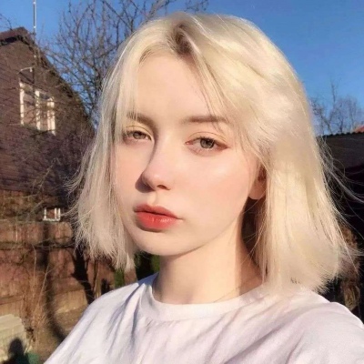 qq头像超伤感流泪女生图片