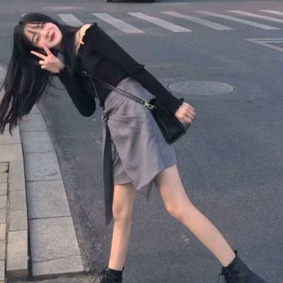 个性网女生头像拿手机