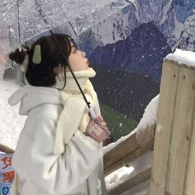 qq头像学霸女生头像