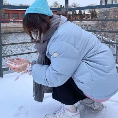 qq头像学霸女生头像