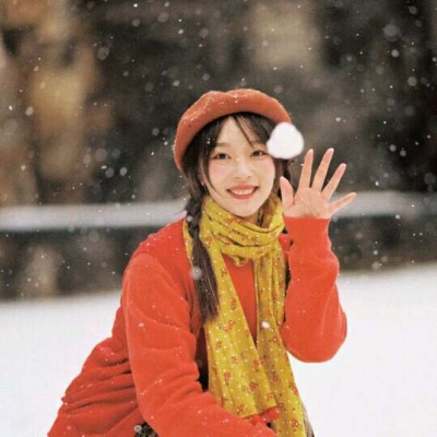 女生嘟嘟嘴超可爱头像