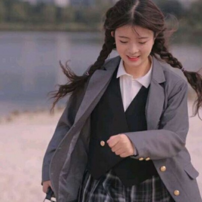 00后的qq头像女生