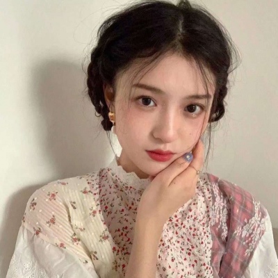 00后的qq头像女生
