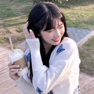 个性霸气女生带字头像