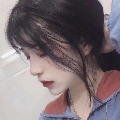 女生伤感头像带字大全图片