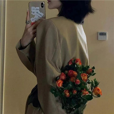 qq女生闺密头像黑白图片