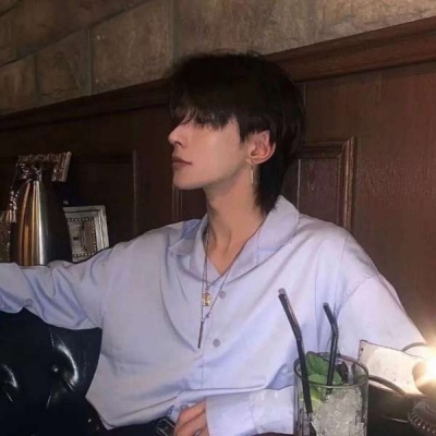 让人爱而不得的清爽高清带文字的男生头像图片大全可爱图片
