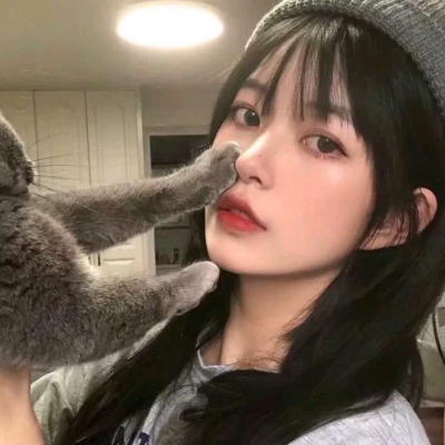 微信头像女生卡通高冷图片