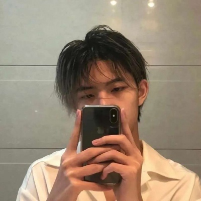 ins风超拽帅气王者五排男生头像