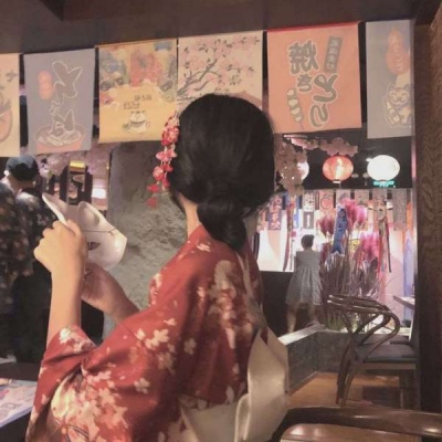 qq头像女生高冷霸气
