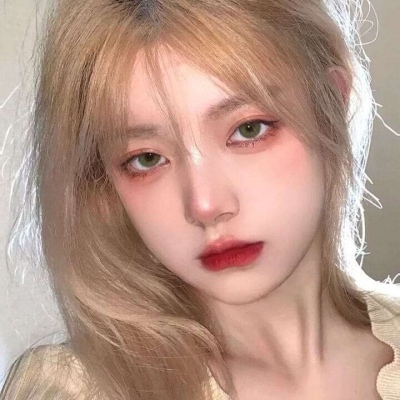 个性气质欧美女生头像
